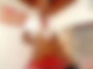 Mia-ebony1