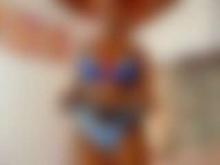 Mia-ebony1