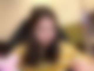 RoxannTools's Live Sex Cam Show