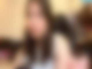 RoxannTools's Live Sex Cam Show
