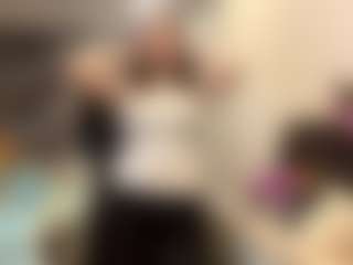 Live cam show with RoxannTools - New Young Adult on TastyBlacksLive