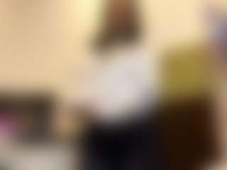RoxannTools's Live Sex Cam Show