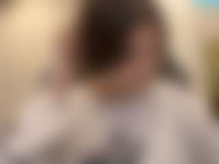 RoxannTools's Live Sex Cam Show