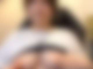 RoxannTools's Live Sex Cam Show