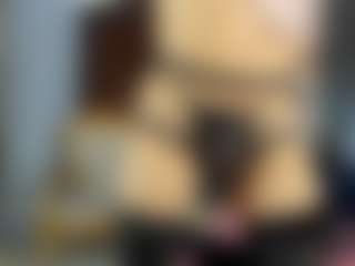 Aria-skyee's Live Sex Cam Show