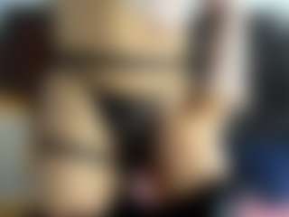 Aria-skyee's Live Sex Cam Show