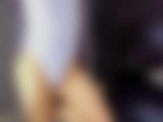 Aria-skyee's Live Sex Cam Show