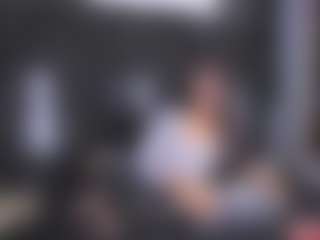 Live cam show with Aria-skyee - Tease on Hubzter Live
