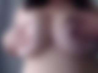 Live cam show with Lucipork - Flashing on Camiplay Live