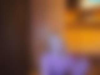 Live cam show with Evelyn - Blonde Hair on camwithhim.com