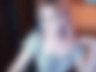Evelyn's Live Sex Cam Show