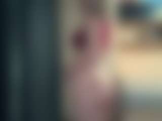 Evelyn's Live Sex Cam Show