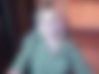 Evelyn's Live Sex Cam Show