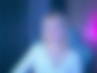 Live cam show with Evelyn - Blue Eyes on Camsoda