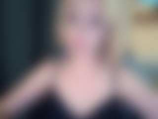 Live cam show with Evelyn - Sexy on fapnchat
