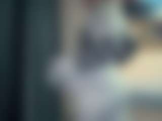 Live cam show with Evelyn - Bondage on Camming Site