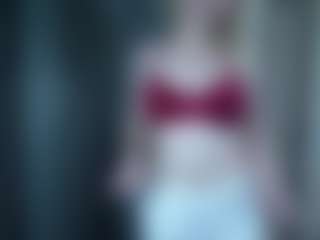 Live cam show with Evelyn - Bondage on livesuperchat.net