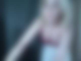 Live cam show with Evelyn - Blue Eyes on CamwithHer