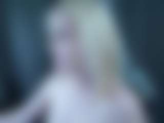 Evelyn's Live Sex Cam Show