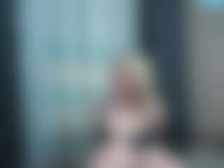 Live cam show with Evelyn - Bondage on AdultVida.com