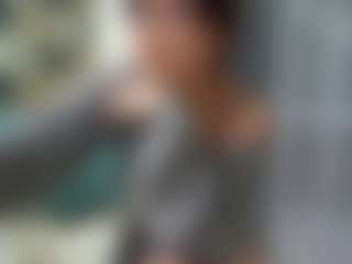 Live cam show with Evelyn - Blue Eyes on Cam Slut