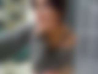 Evelyn's Live Sex Cam Show