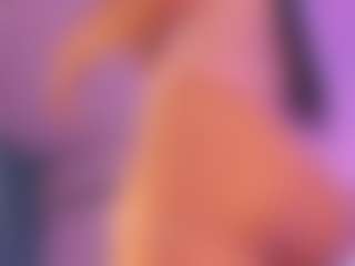 Live cam show with Scarlett-evanss1 - Colombia on SmokeAndPoke