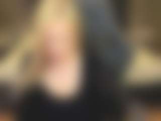 Live cam show with AmeliaxCandy - Body Massage on AdultVida.com