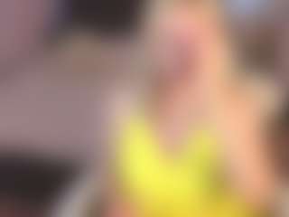Live cam show with AmeliaxCandy - Bedroom on StripNow