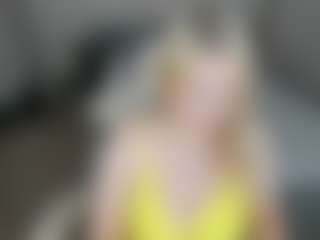 Live cam show with AmeliaxCandy - Ass Clapping on TeamSkeetLive