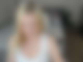 Live cam show with AmeliaxCandy - Camel Toe on hotwifechat.live