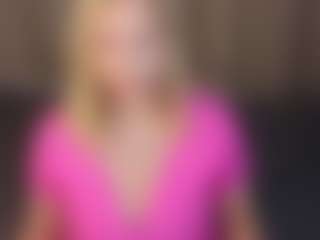Live cam show with AmeliaxCandy - Oil on slutload