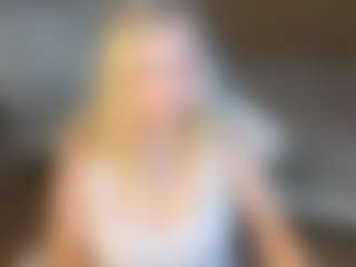 Live cam show with AmeliaxCandy - Spank on livesuperchat.net