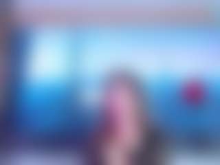 Live cam show with Astrid-cardenas - Smoking on xheatlive.com