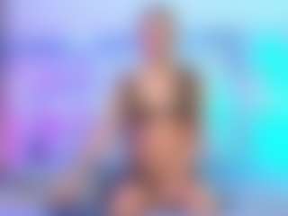Live cam show with Astrid-cardenas - Smoking on Adult Interactions