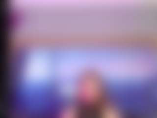 Live cam show with Astrid-cardenas - Average on Camsoda