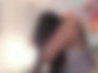 Live cam show with CannelaSmith - Gagging on Chatstar