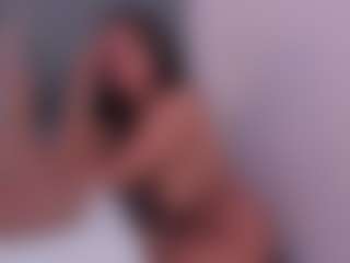 Live cam show with CannelaSmith - Morena on Chatstar
