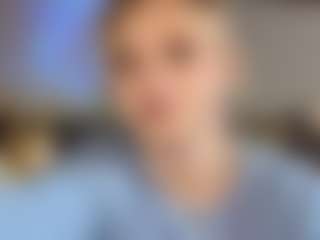 Mia's Live Sex Cam Show