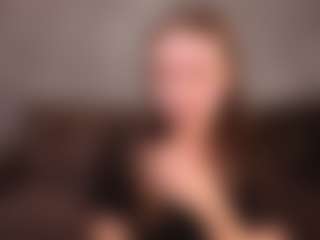 Live cam show with Ellis-Brownn - Sweet on Camsoda