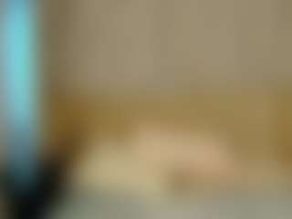 Live cam show with grace-pabst - Public Red Hair on TeamSkeetLive