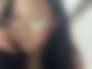 Mia's Live Sex Cam Show