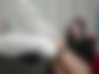 Live cam show with holyharllot - Pegging on Camsoda