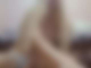 Luna's Live Sex Cam Show