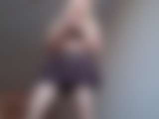 Live cam show with Luna - Bondage on madthumbs