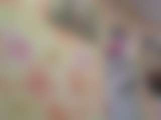 Live cam show with Luna - Green Eyes on Camsoda