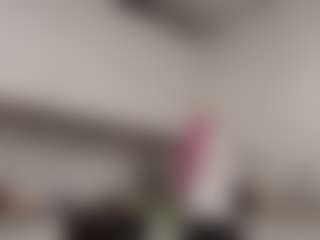 Live cam show with Luna - Blonde Hair on slutload