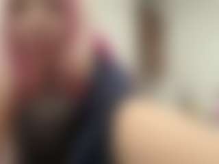 Live cam show with Luna - Yoga on AdultVida.com