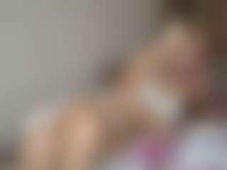 Live cam show with Luna - Role Play on instabang