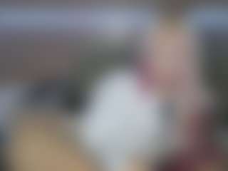 Live cam show with Luna - White Blonde Hair on boobsie.com